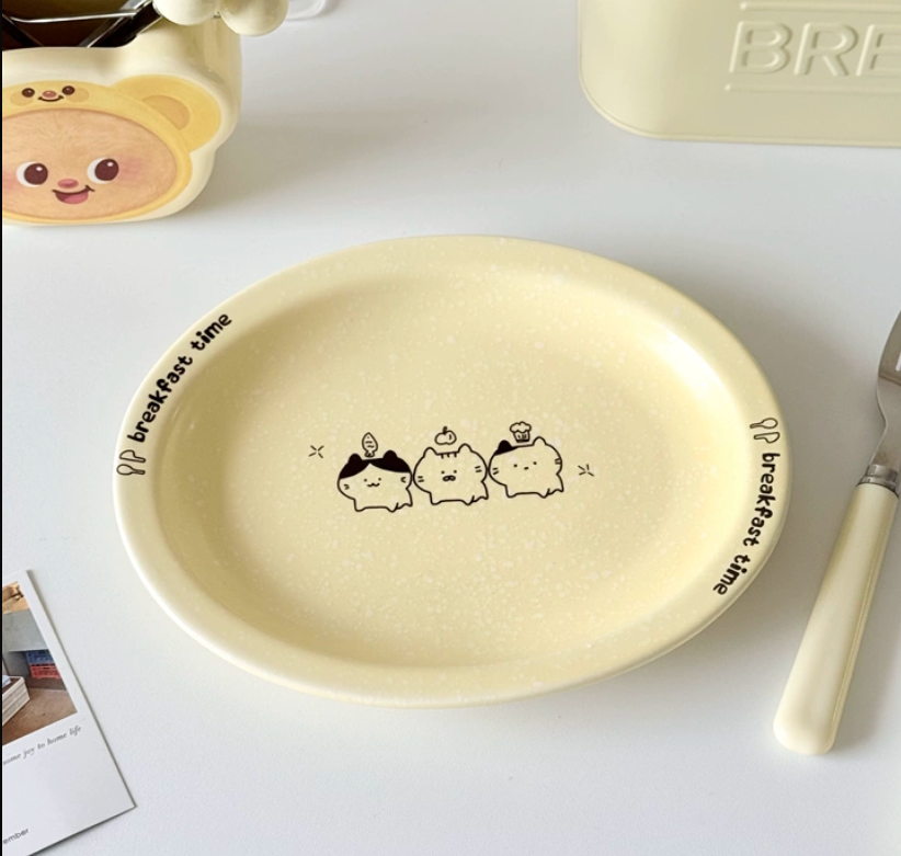 Cat-Themed Yellow Snow Ceramic Plate
